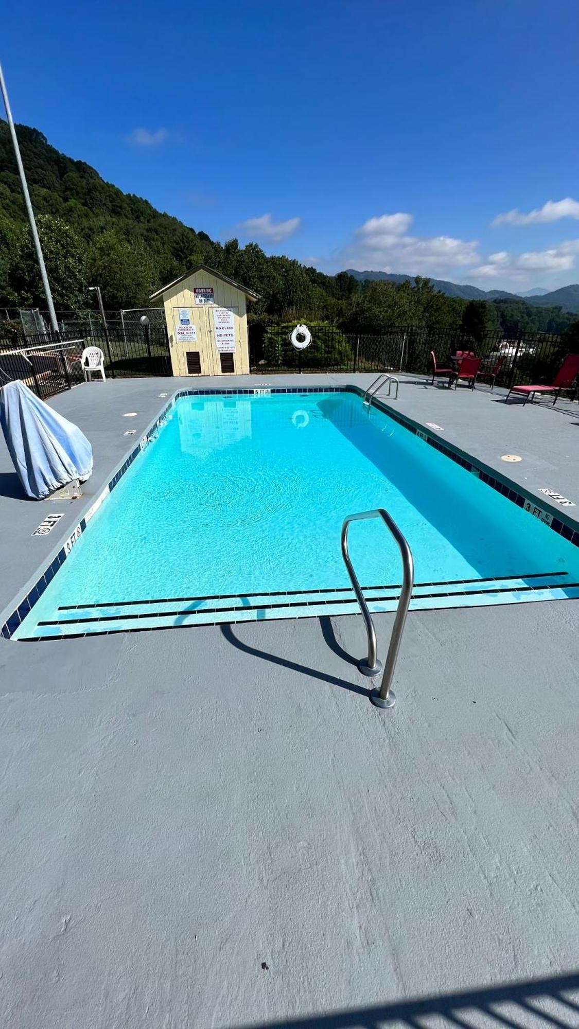 Econo Lodge - Waynesville Exterior photo
