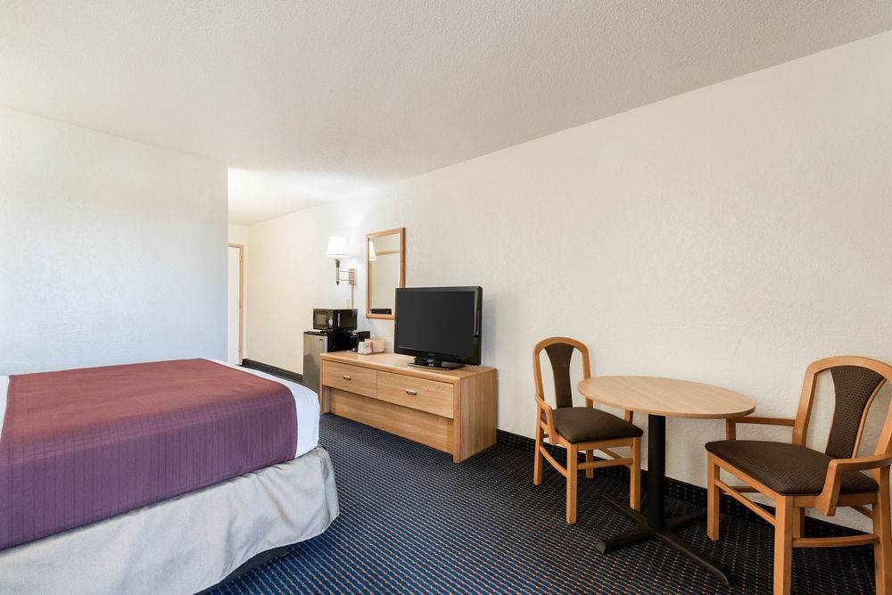 Econo Lodge - Waynesville Exterior photo