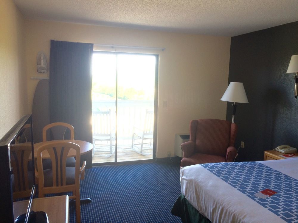 Econo Lodge - Waynesville Exterior photo